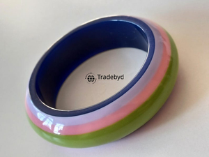 Brazaletes abstractos de resina para amantes del arte y el diseño Estilo llamativo de Tradebyd - Product Image 6