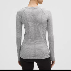 เสื้อโยคะแขนสั้นน่ารักสำหรับทุกเพศ รุ่นใหม่ปี 2026 ระบายอากาศได้ดี แห้งเร็ว เป็นมิตรกับสิ่งแวดล้อม เหมาะสำหรับออกกำลังกายในฤดูร้อน - Product Image 3