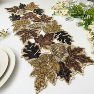 Camino de mesa de telaraña negro bordado, camino de algodón decorativo con cuentas modernas para bodas y regalos - Product Image 2