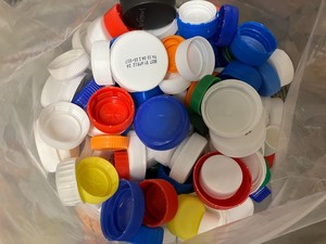 Độ tinh khiết cao Pet nắp chai phế liệu-chất lượng tốt nhất nóng bán giá nhà máy bán buôn chất thải nhựa - Product Image 2