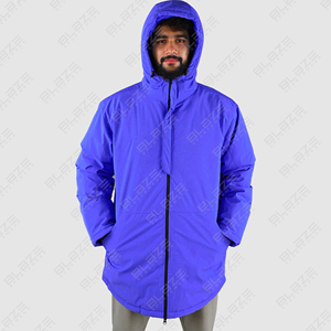 Long parka rembourré personnalisé pour femmes et hommes manteau isolé d'hiver avec doublure en soie bouffante et veste plissée à capuche fermeture éclair - Product Image 2