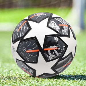 Sialkot ลูกฟุตบอลพีวีซีสีดำคุณภาพสูงขนาด5ลูกฝึกซ้อมทุกวันสำหรับผู้ใหญ่เด็กผู้ชายการแข่งขันอย่างเป็นทางการต่ำ - Product Image 2