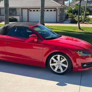 Audi TT 3.2 Quattro Roadster 2008 d'occasion, boîte manuelle 6 vitesses, moteur V6 3.2 litres, transmission intégrale, principalement d'origine sudiste - Product Image 1