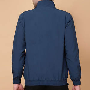 Veste d'entraînement pour hommes avec manches complètes et matériau léger à séchage rapide Veste d'entraînement décontractée pour hommes - Product Image 4