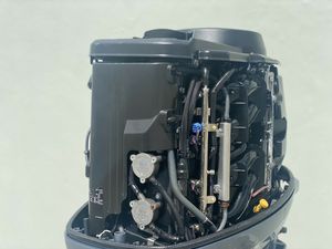 Moteur hors-bord industriel OEM Ya-ma-h-a 25 pouces, 150 ch, 4 temps, 2014, 320 heures, garantie 3 ans - Product Image 4