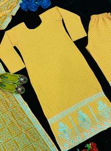 TENUE DE SOIRÉE KURTI ET PANTALON AVEC FANTAISIE DUPPATA - Product Image 2