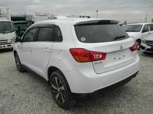 2016 Mitsubishi RVR SUV conducción a la derecha caja de cambios Manual Diesel Turbo motor luz cuero oscuro Interior ACC crucero FWD R17 usado - Product Image 3