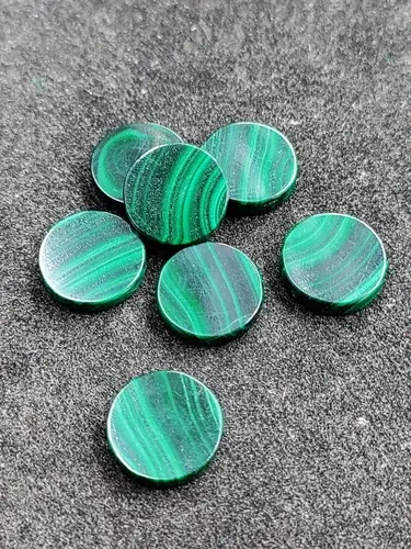 มรกตสีเขียว