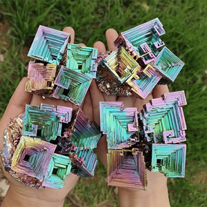 Spécimen minéral brut de grappe de cristal de bismuth arc-en-ciel naturel en gros pour les collectionneurs décoration de la maison guérison énergétique - Product Image 5