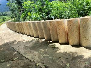 Rollo de cinta de bambú natural, hoja de caña tejida a mano por Vietnam Artisan Factory, perfecto para puerta de armario y tapicería de muebles - Product Image 3