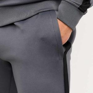Service OEM Vêtements de sport en coton pour hommes Mode d'été Coupe régulière Imprimé Survêtement de jogging Respirant Séchage rapide ajusté - Product Image 5