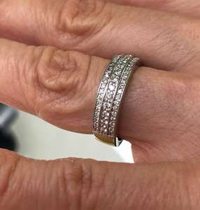 เพชรสามแถว0.40 CT ครบรอบแต่งงานของผู้หญิงสีขาวทองขนาด6.5กลมเพชรตัดสดใส W/ทองคำขาว - Product Image 3