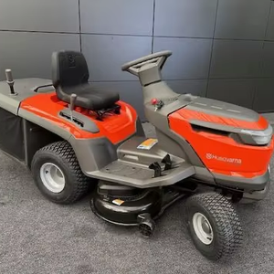 Tondeuse autoportée électrique Husqvarna TC100i 95 cm avec chargeur et bac de ramassage pour la vente - Product Image 5