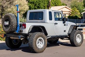 Jeep Wrangler Unlimited Sahara 4x4 JK-8 Conversion USADO del 2012 - Product Image 4