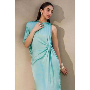 Vestido de Verano Elegante y Asimétrico Sylva con Manga Corta Transpirable de Satén - Product Image 6