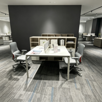 Table de travail de bureau pour 2 personnes avec étagère de rangement et écran