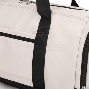 Bolsa Deportiva de Nailon/Poliéster Personalizada, Cómoda y Duradera, para Viajes y Entrenamiento - Product Image 6