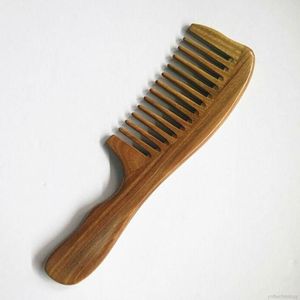 Peigne à cheveux manche en bois fait à la main régulier pour une utilisation en salon de l'Inde peigne en bois en gros pour un usage commercial à vendre en - Product Image 4