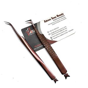 Pince à cils en acier inoxydable durable japonaise à 90 degrés avec pince à cils professionnelle personnalisée en or rose papillon - Product Image 2