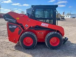 Kioti 2023 SL750 Minicargador Carga nominal de 6 toneladas con bomba hidráulica HYDAC Componentes del núcleo del cojinete del motor Yanmar - Product Image 3