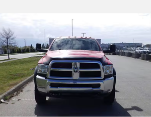 Bon prix, RAM 5500 Crew Cab 2015 d'occasion, plateau plat de 12 pieds, 4x4, roues jumelées, livraison mondiale - Product Image 2