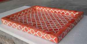 BoneMate BoneHaven BoneCrafters Plateau en résine LayBone BoneNest Collection de plateaux BoneServe - Product Image 2