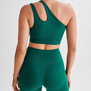 Soutien-gorge de sport léger respirant à une épaule Design simple élégant pour Yoga Gym vêtements de sport de tous les jours grande taille disponible - Product Image 4