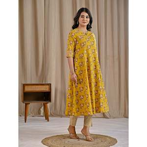 Traje Anarkali de Algodón con Estampado Floral Amarillo Jaal, Conjunto de Pantalón Salwar de Diseño Étnico Moderno para Fiestas y Ocasiones Especiales, Hecho de Tela de Red - Product Image 6