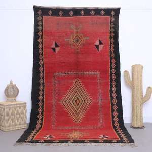 Auténticas Alfombras Marroquíes Hechas a Mano de Lana, Diseños Berber Tradicionales, Estilos Vintage Modernos para Decoración del Hogar - Product Image 1