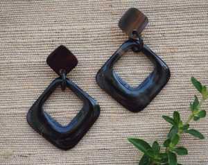 Boucles d'oreilles en corne de buffle de la meilleure qualité pour femmes, à prix de gros, en provenance d'Inde par glowin fashion - Product Image 1