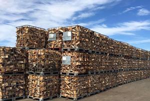 Leña Seca al Horno de Roble, Abedul, Fresno y Haya para Calefacción - Producto Energético de Calidad Superior - Venta al por Mayor Directa de Fábrica - Lista para Entrega - Product Image 3