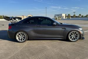 Auto Usado Confiable, BMW M2 2018, Transmisión Manual de 6 Velocidades - Product Image 2