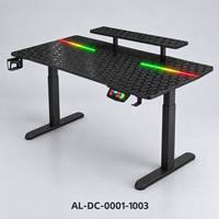 Bureau debout noir à moteur unique RGB avec deux préréglages de mémoire et étagère surélevée pour moniteur, idéal pour le gaming et le télétravail