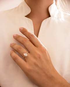 Bague de fiançailles en diamant taillé poire 10x8mm | Bague de mariage de mariée solitaire pavé | Bague en argent sterling plaqué or 18 carats - Product Image 4