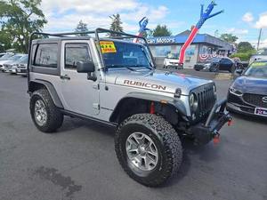 Jeep Wrangler Rubicon Hard Rock Sport Utility 2D 2016 Usado en Buen Estado - Product Image 1