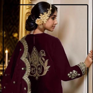 Collection Hiver Exclusive Velours Lourd Shalwar Kameez Bas Santoon Doux et Filet Fantaisie Dupatta Style Indien Taille 6XL - Product Image 1