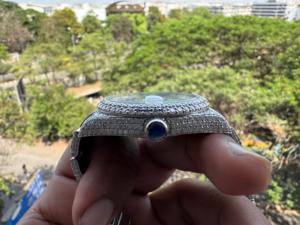 Reloj Hip Hop para Hombre, Chapado en Oro Blanco con Incrustaciones de Diamantes Moissanite, Modelo Squire de Lujo, Venta al Por Mayor - Product Image 3