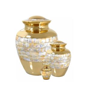 Urna de ataúd para adultos de latón de arte moderno para cenizas humanas personalizable hecho a mano diseño duradero fabricante indio exportador funerario - Product Image 3