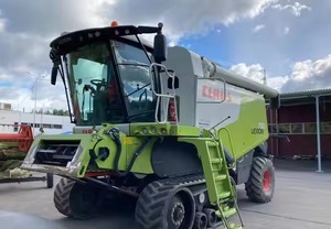 Récolteuse de pommes de terre de maïs CLAAS LEXION 750 de haute qualité pour l'application de riz - Product Image 5