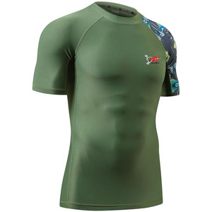 Rashguard élégant à manches courtes en tissu extensible doux pour l'entraînement, le surf et les sports de plein air - Product Image 3