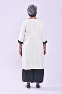 Đen & trắng cờ vua in kurta Set cotton dân tộc mặc cho nam giới | bán buôn thiết kế bộ sưu tập - Product Image 4