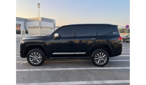 2022 ใช้สำหรับรถ SUV เกียร์อัตโนมัติ ระบบขับเคลื่อนสี่ล้อ เครื่องยนต์ >8 ลิตร ขนาดยาง R20 ระบบควบคุมความเร็วอัตโนมัติ ACC ระบบไฮดรอลิก เบาะหนัง - Product Image 4