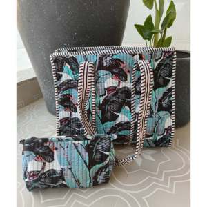 Bolso Tote de Poliéster con Rayas Bohemias en Negro Tropical, con Cierre de Cremallera y una Bolsa Individual - Product Image 1