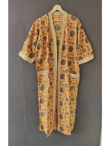 Abito da bagno <span class=keywords><strong>Kimono</strong></span> floreale in cotone indiano vestaglia fatta a mano per l'estate e la primavera biancheria da notte Free Size con motivi - Product Image 2