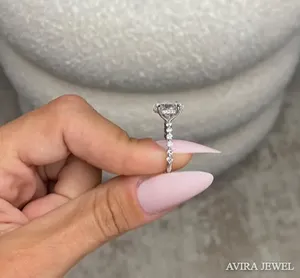 แหวนเพชรแท้เพาะเลี้ยงในห้องปฏิบัติการ สี E/F รูปทรงวงรี 1 กะรัต ทองคำแท้ 14k ปราศจากนิกเกิลและสารตะกั่ว เครื่องประดับเจ้าสาวสุดหรู VVS1 แหวนหมั้น - Product Image 5