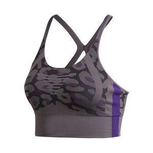 Sujetador deportivo de alto rendimiento para mujeres de talla grande con cobertura completa y tecnología de absorción del sudor fabricado en Pakistán - Product Image 1