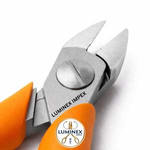 Cortador de Cabeza Ovalada de Precisión Weller Erem 2432E |   Alicates de Acero Inoxidable de 5 Pulgadas para Hacer Joyas con Mangos Ergonómicos Naranja y Negro - Product Image 1