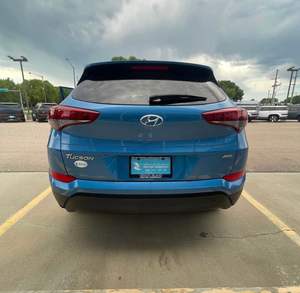 Hyundai Tucson SEL Sport d'occasion propre, année 2018 - Product Image 5