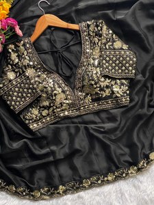 Sari pakistanais de couleur noire Sari en soie lourde Rangoli avec bordure en dentelle à paillettes pour les fonctions et les fêtes de mariage - Product Image 3