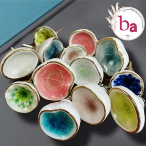 Perillas de cerámica de lujo marroquí para sala de estar, mezcla de colores esmaltados dorados con estilo rústico para tiradores de cajones y armarios para muebles - Product Image 1